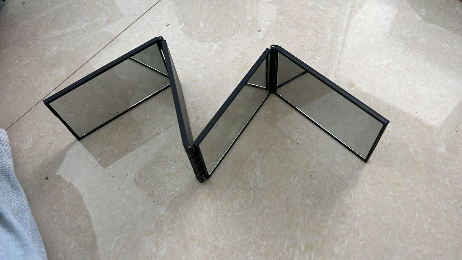 4 Way Foldable Mirror - SKNCART